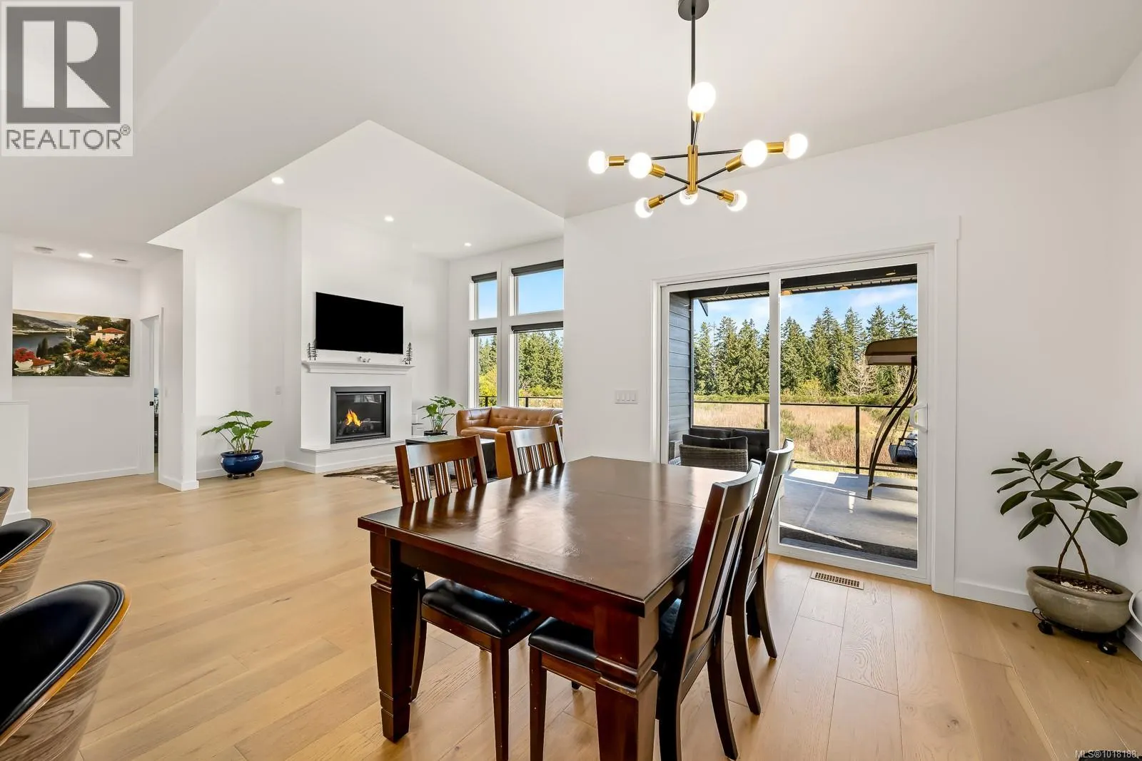3366 Marygrove Dr