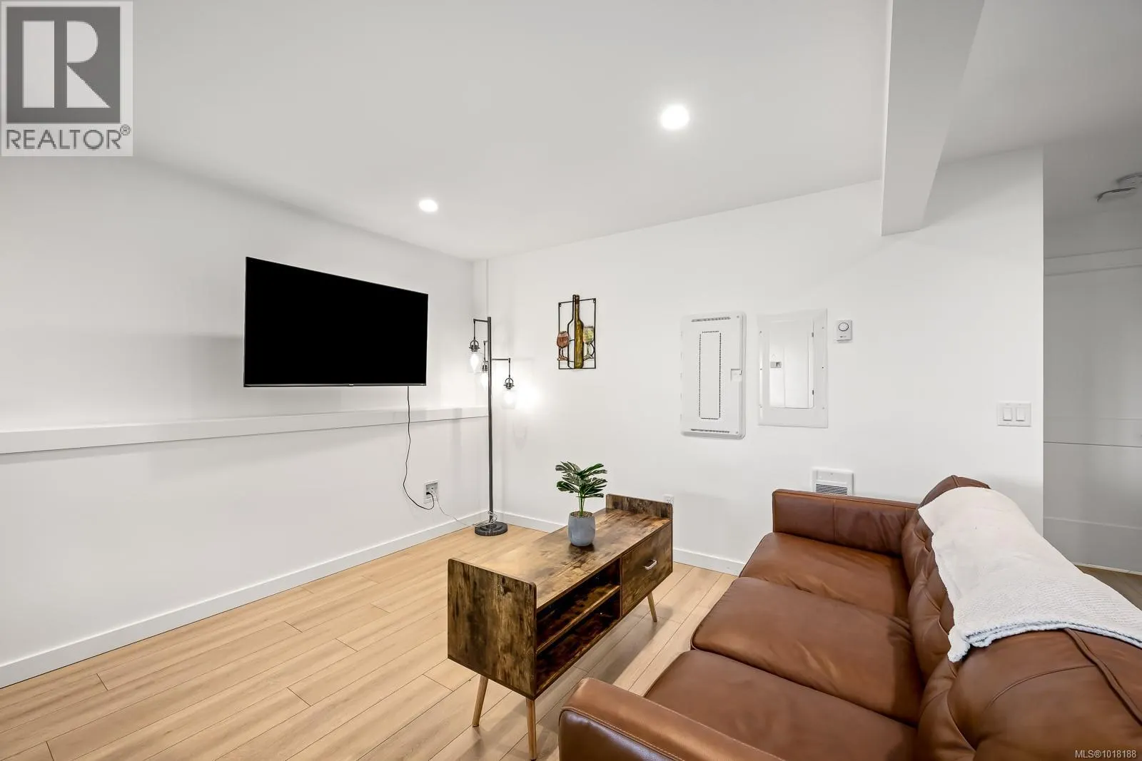3366 Marygrove Dr