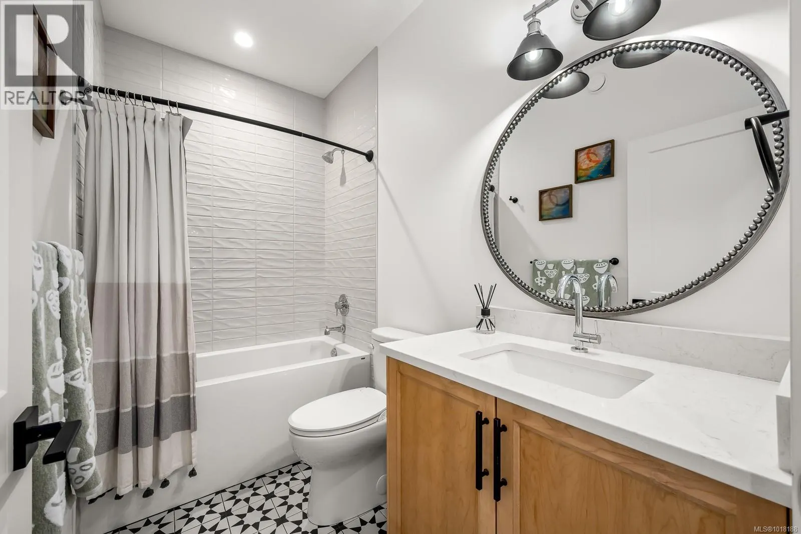 3366 Marygrove Dr