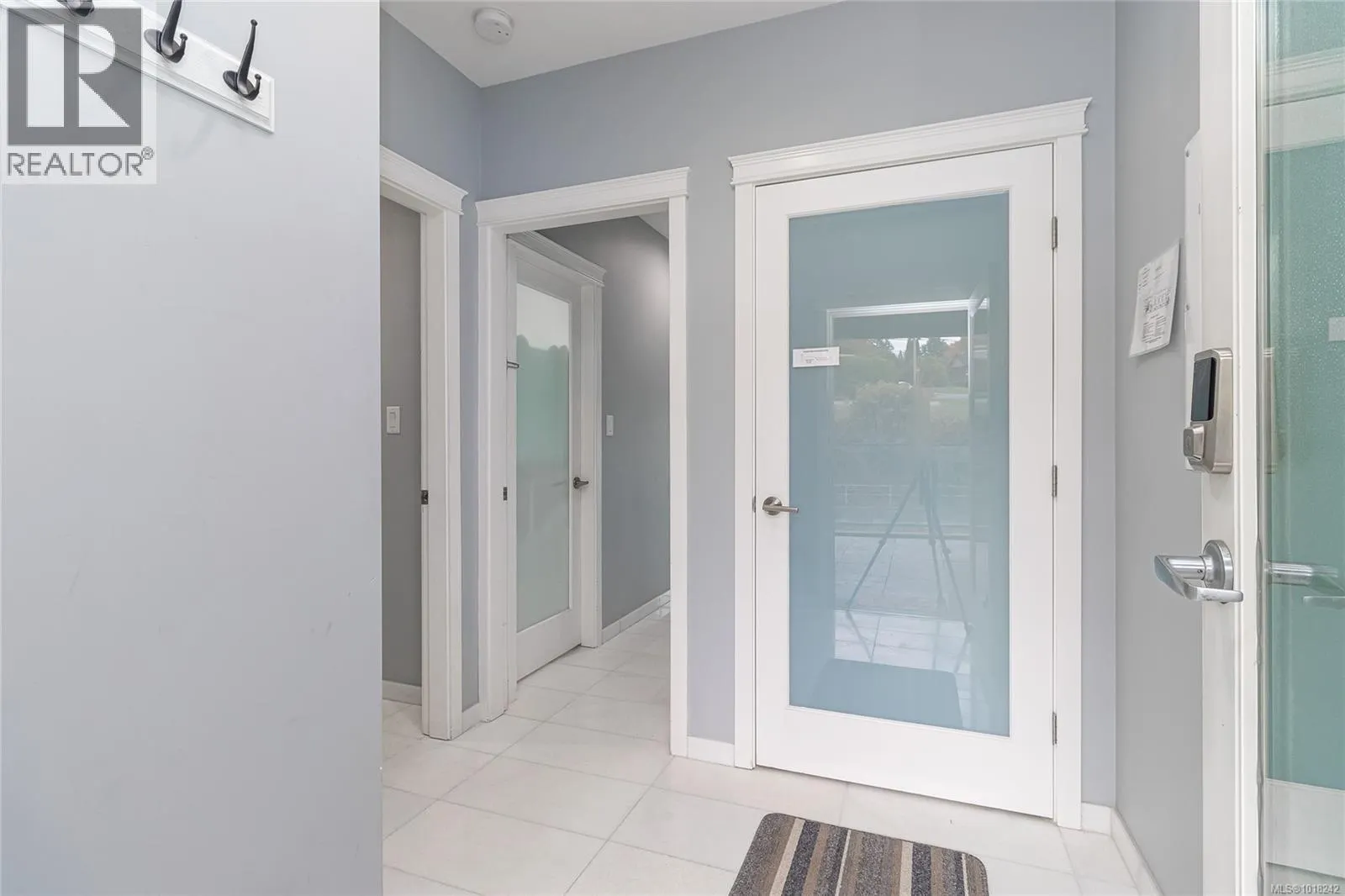 401 1250 Stewart Ave