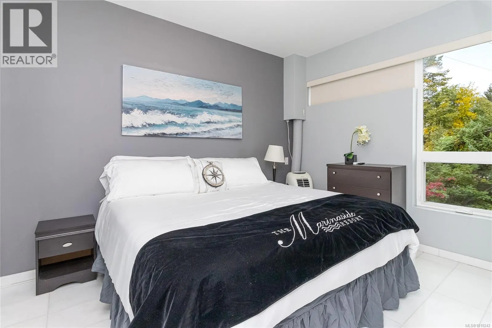 401 1250 Stewart Ave