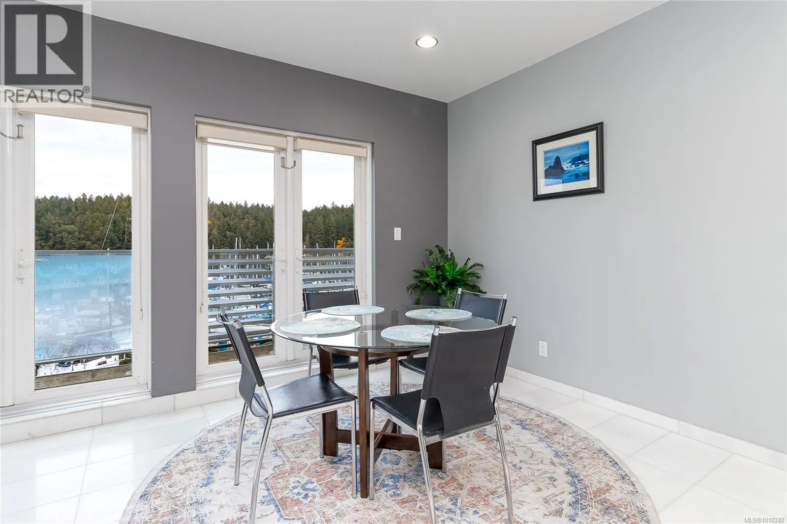 401 1250 Stewart Ave