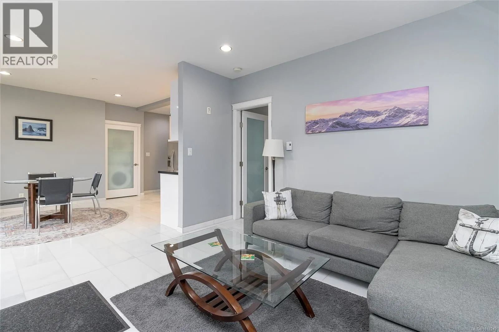 401 1250 Stewart Ave