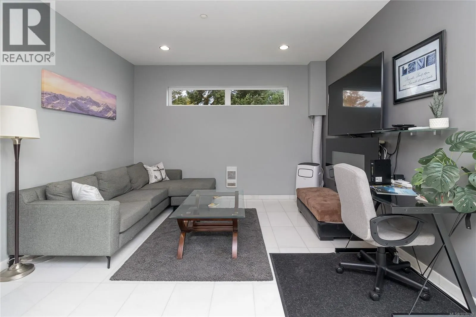 401 1250 Stewart Ave