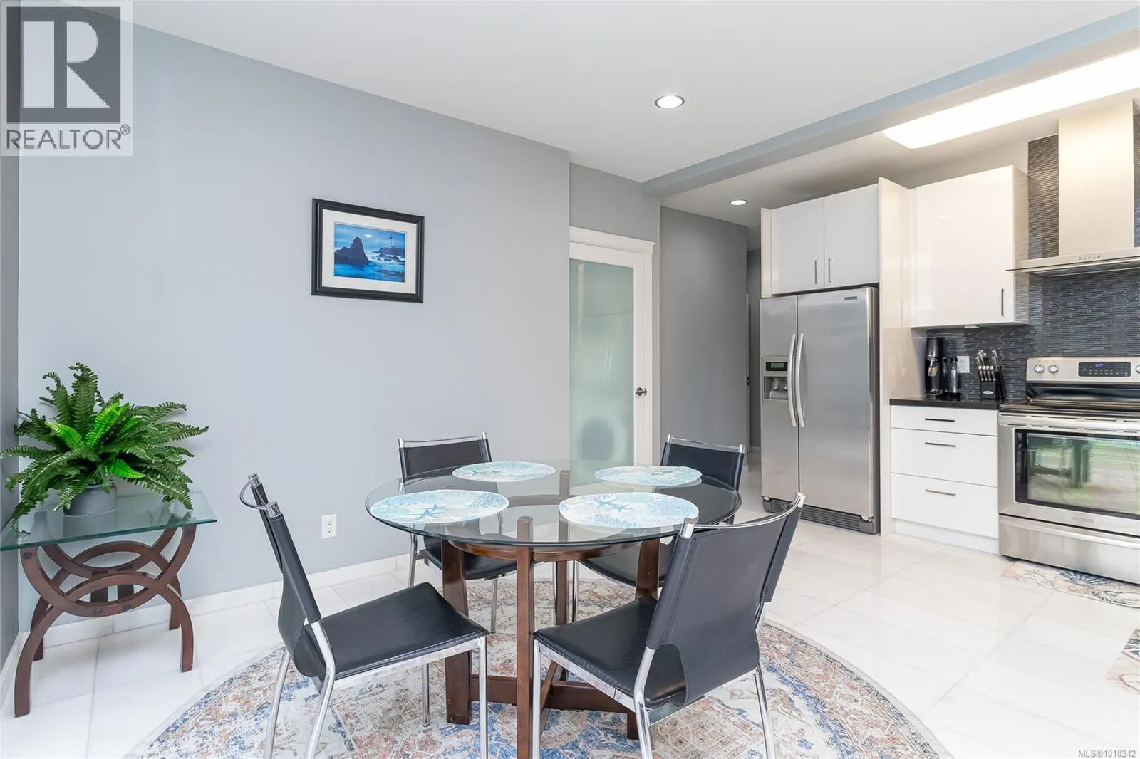 401 1250 Stewart Ave