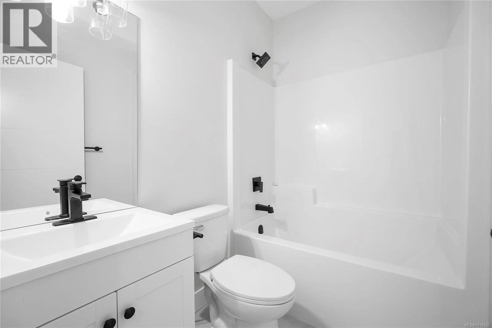 6111 Pine Ridge Cres