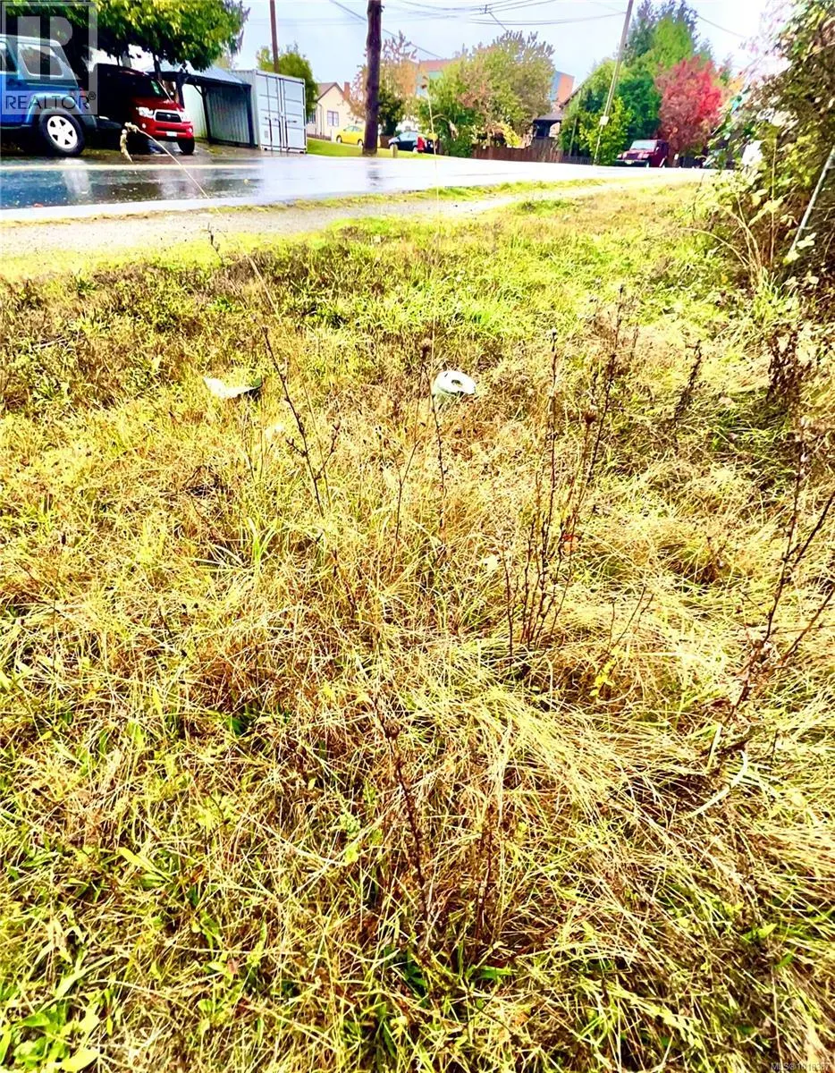 121 Strickland St SW