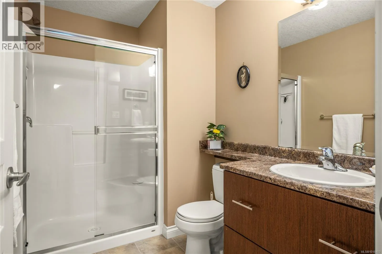 104 2111 Meredith Rd