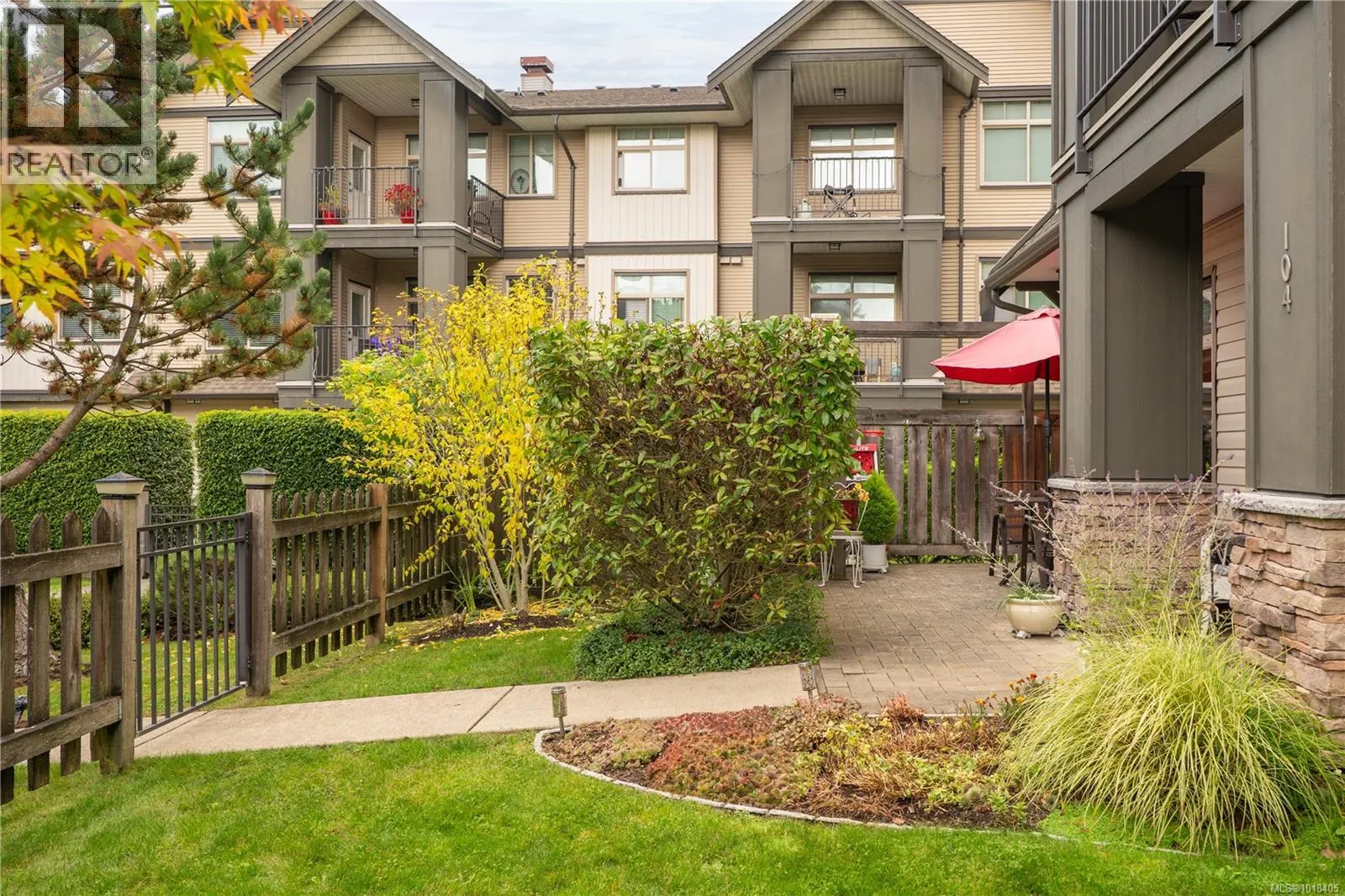 104 2111 Meredith Rd