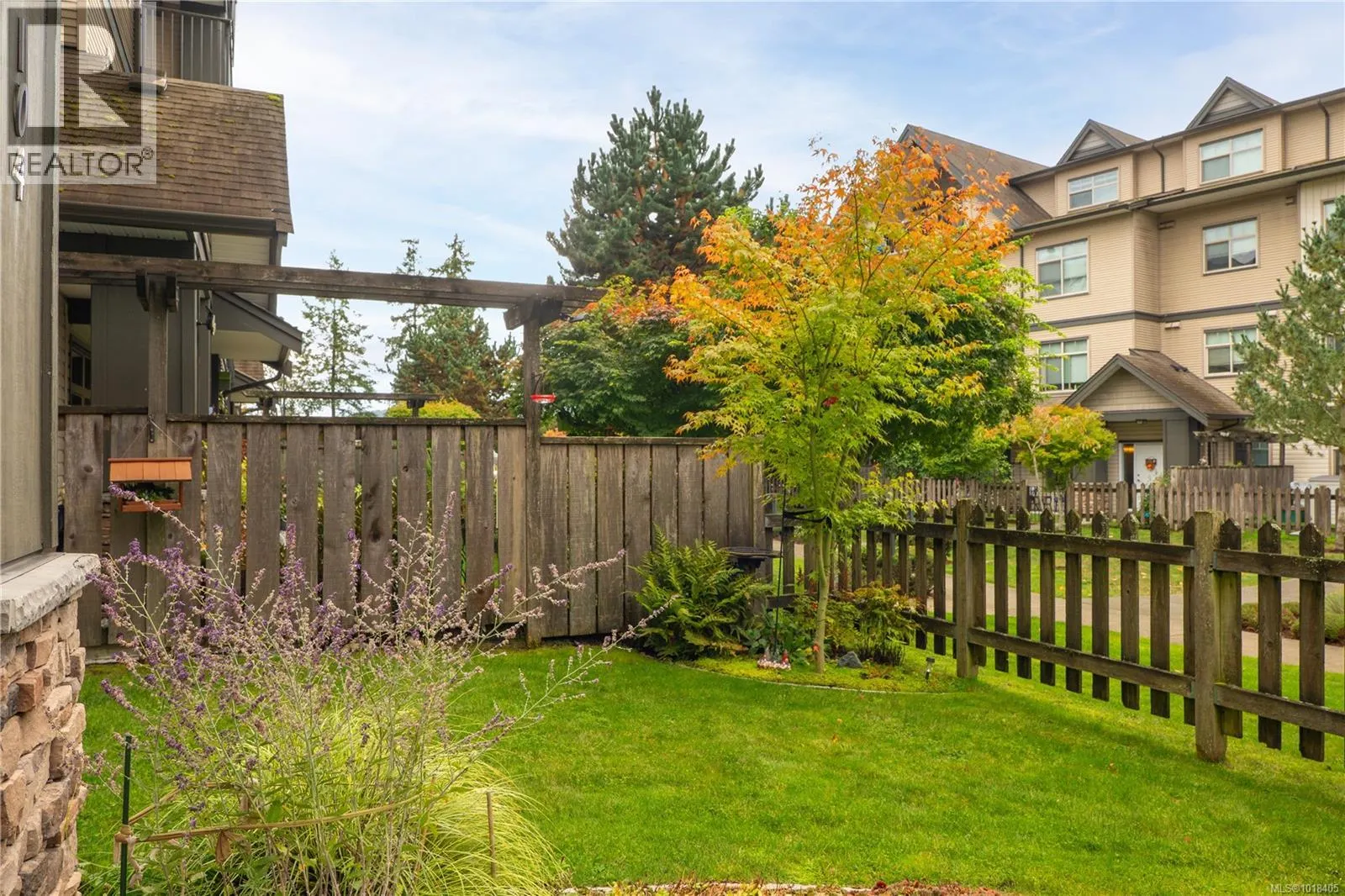 104 2111 Meredith Rd