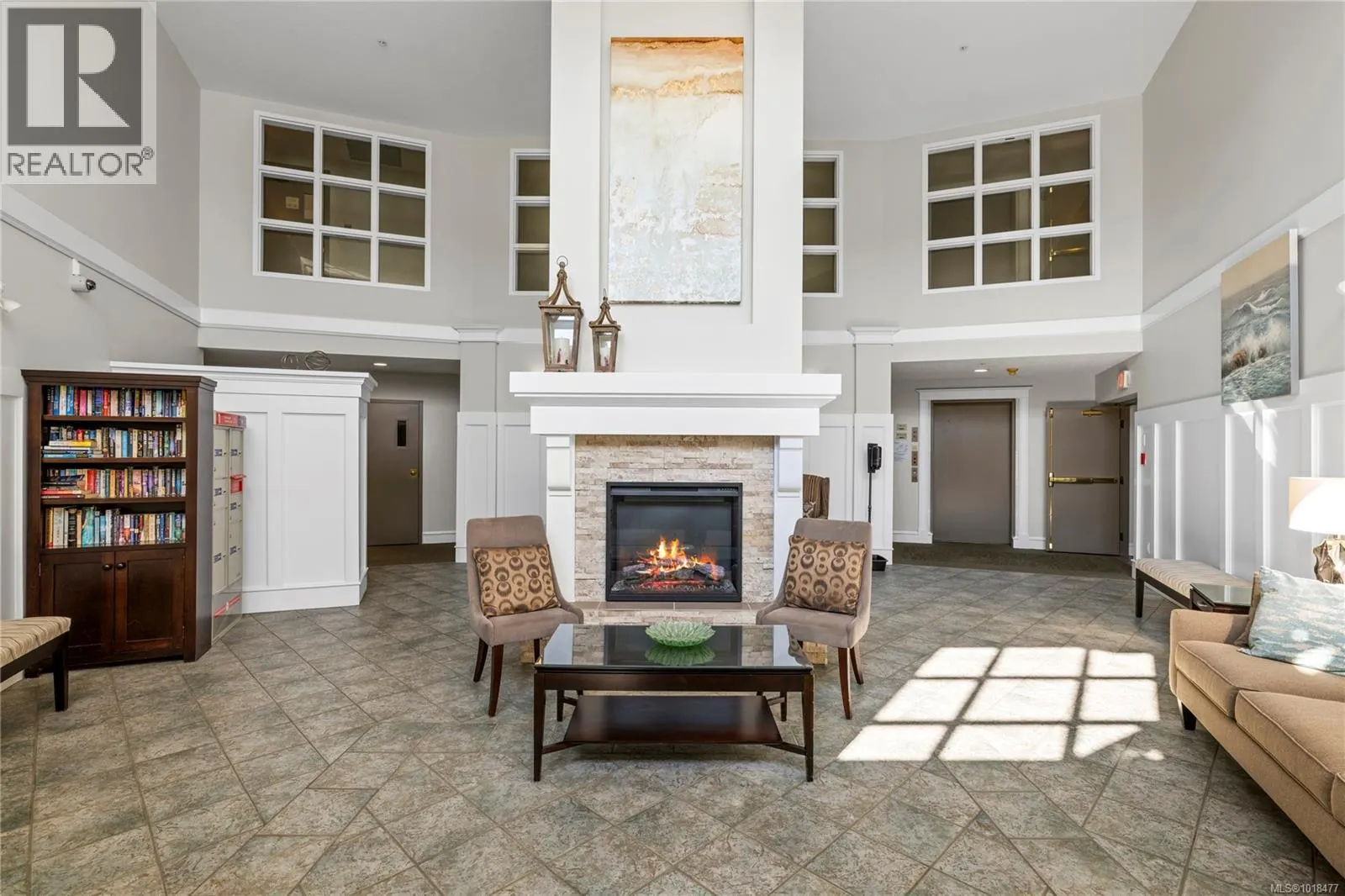 202 5620 Edgewater Lane