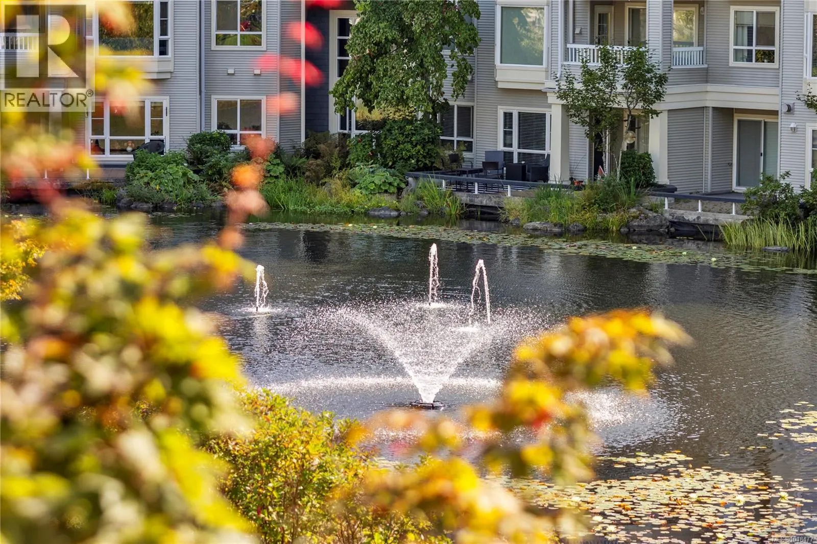 202 5620 Edgewater Lane