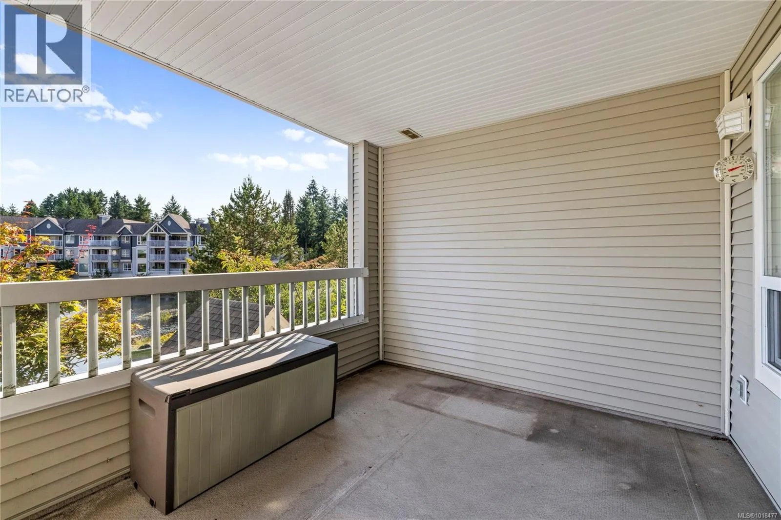 202 5620 Edgewater Lane