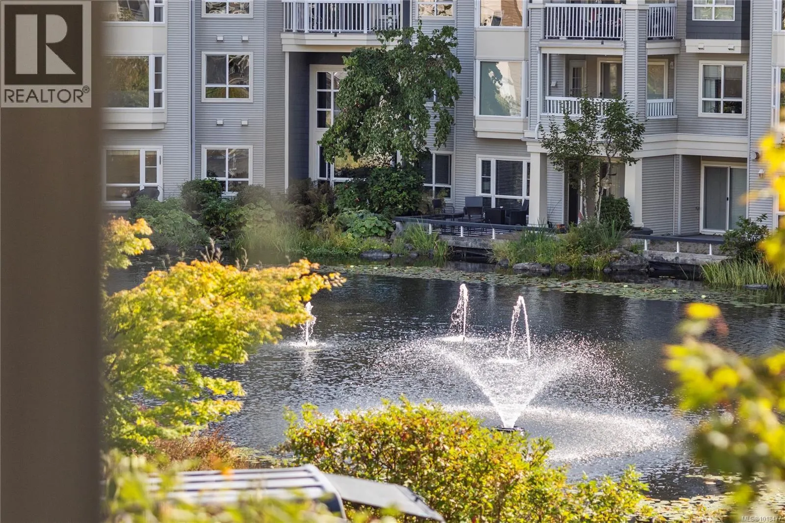 202 5620 Edgewater Lane