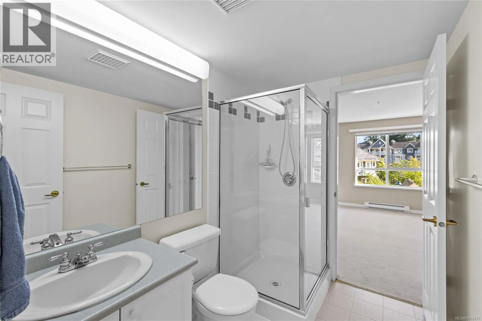 202 5620 Edgewater Lane