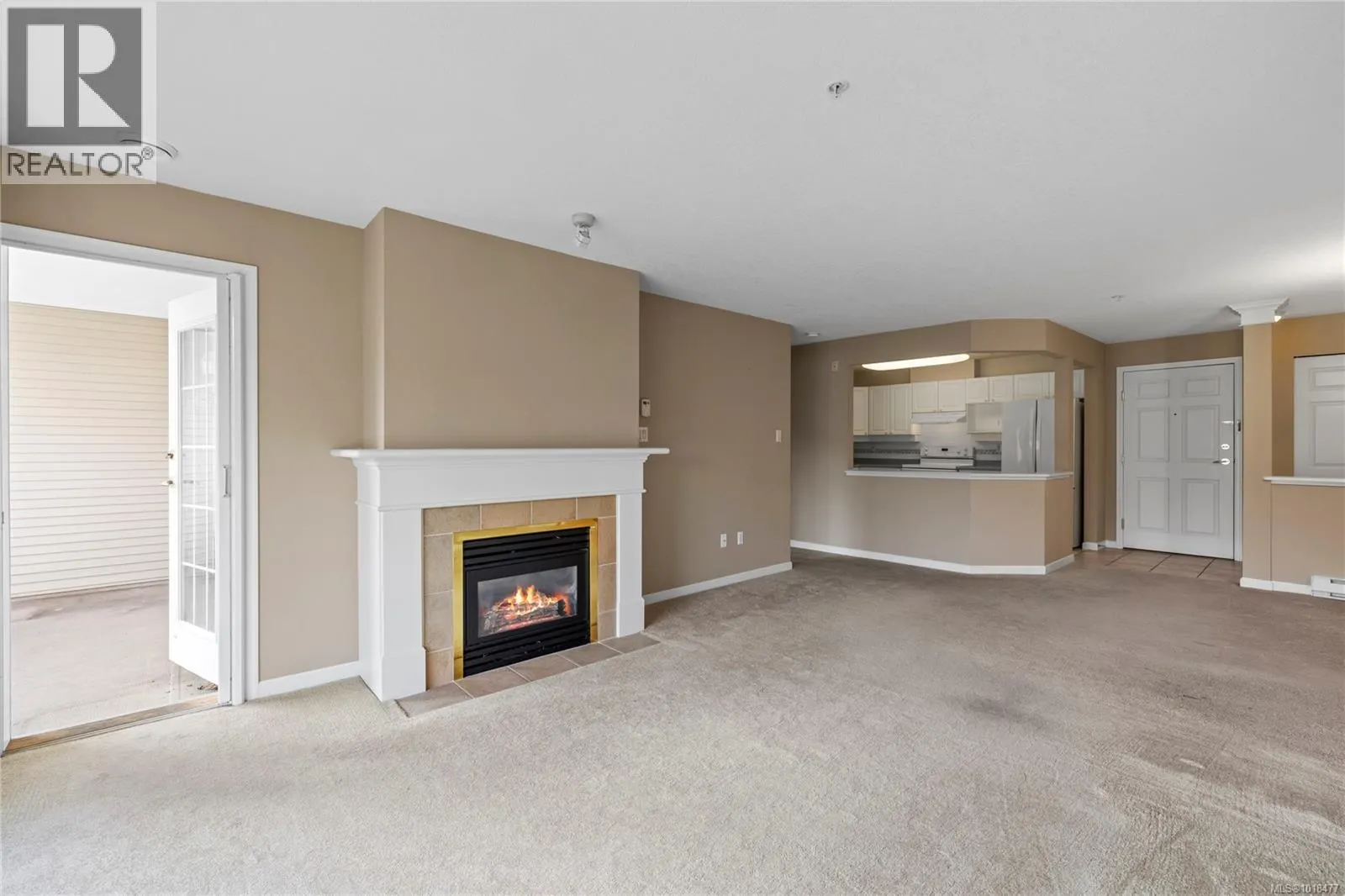 202 5620 Edgewater Lane