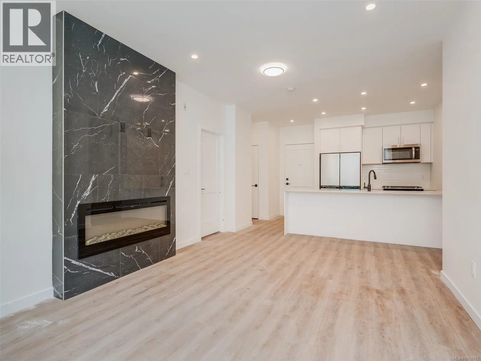 206 654 Granderson Rd