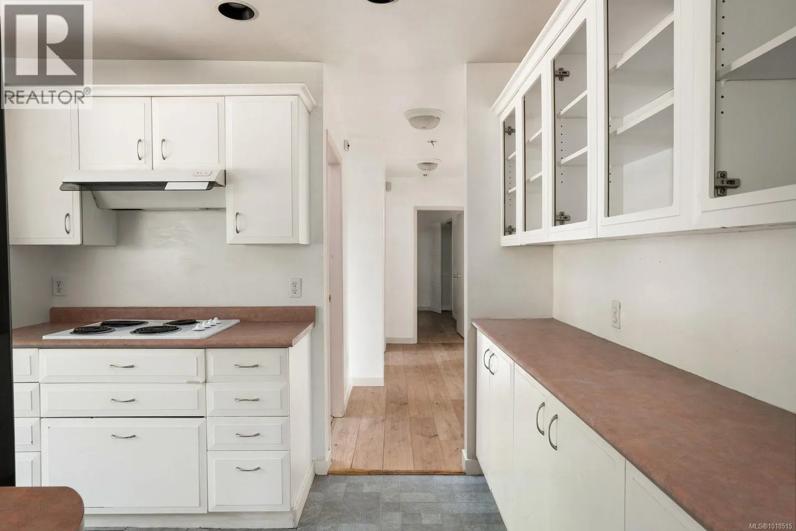 280 King George Terr