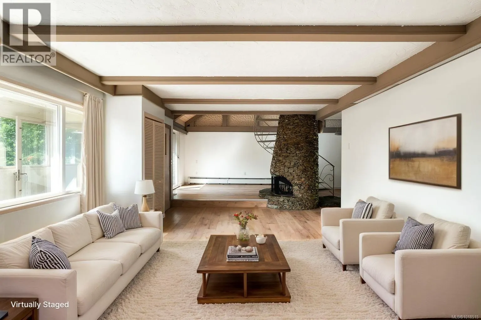 280 King George Terr