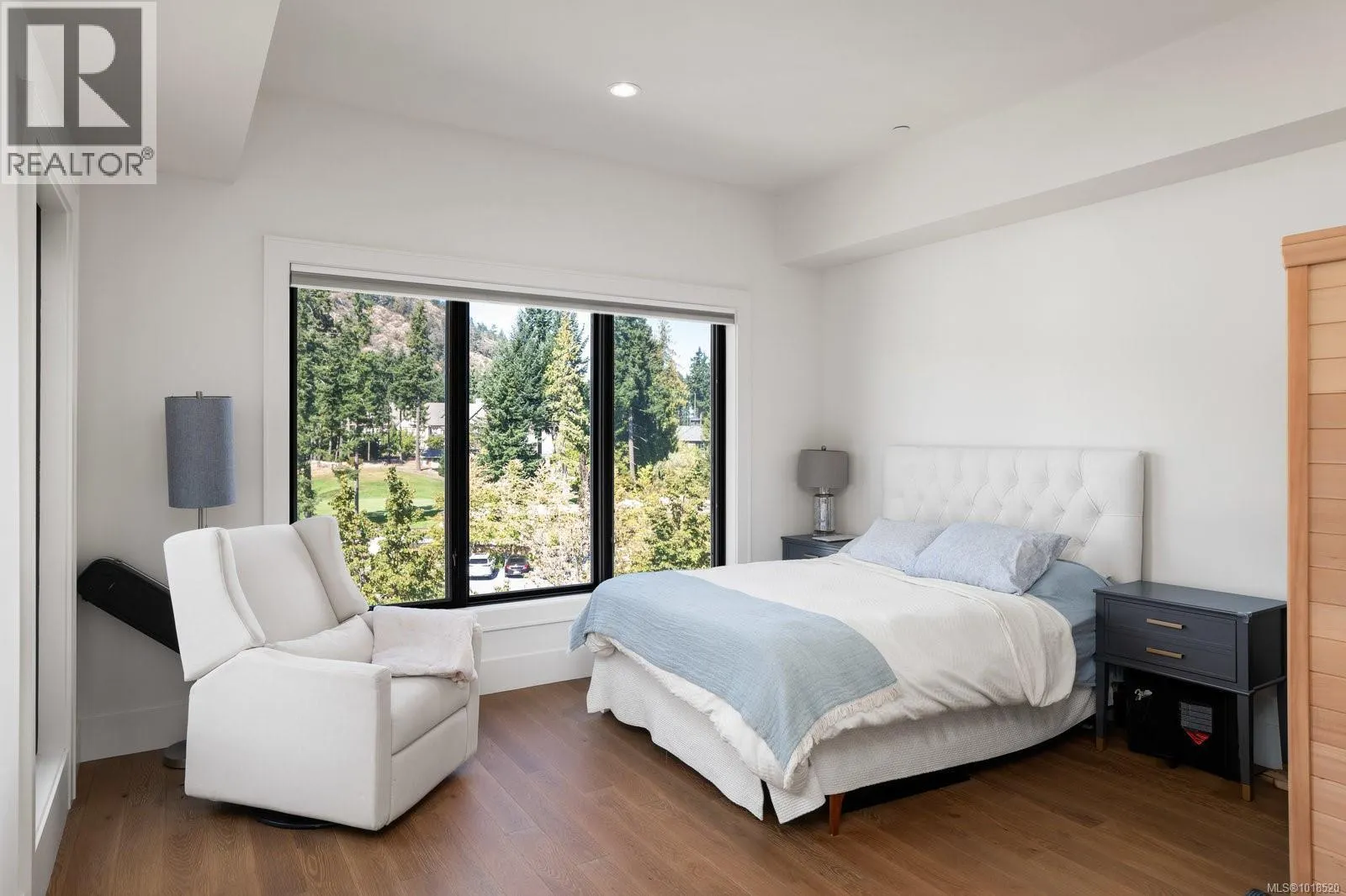 416 1335 Bear Mountain Pkwy