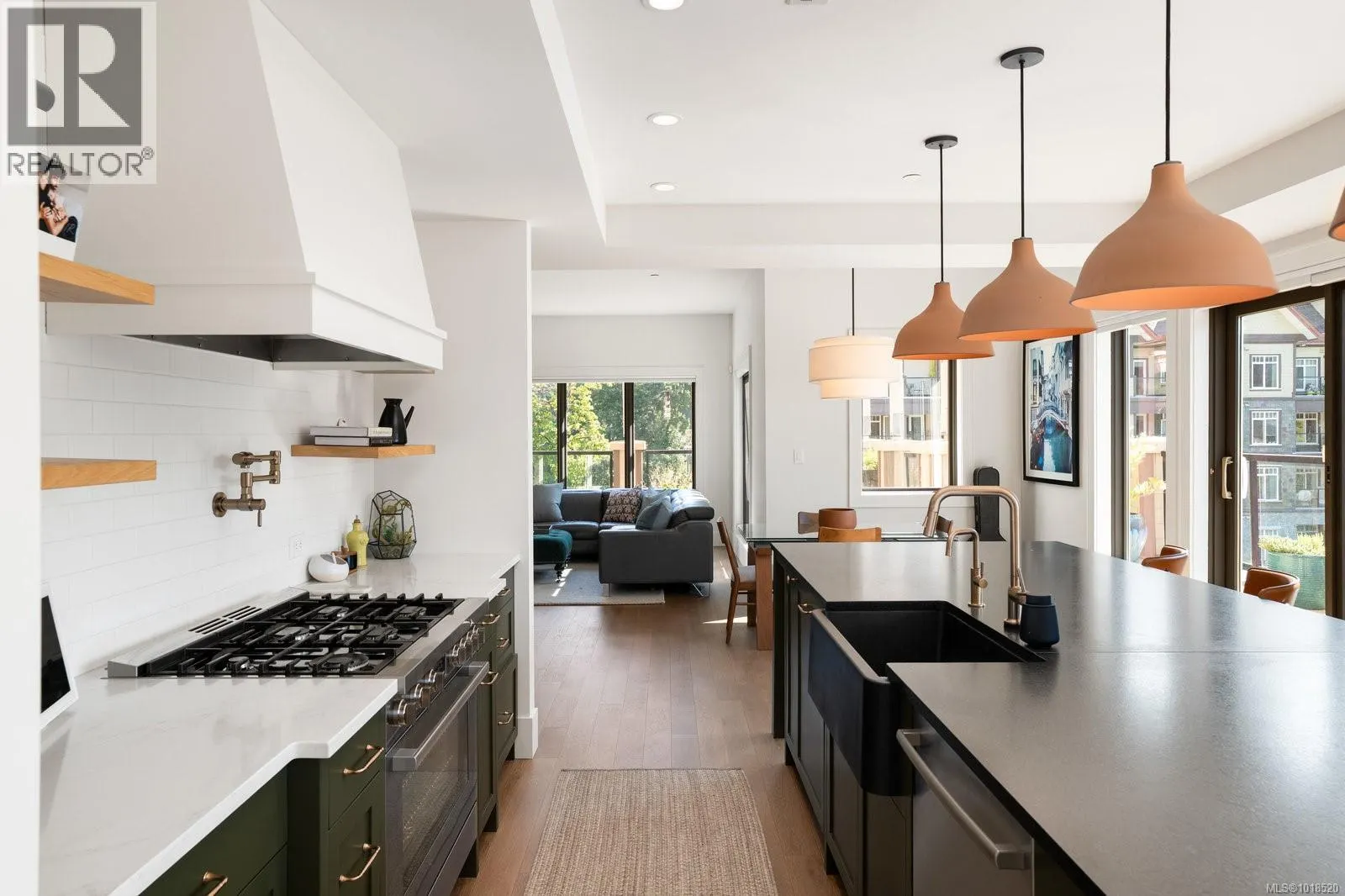 416 1335 Bear Mountain Pkwy