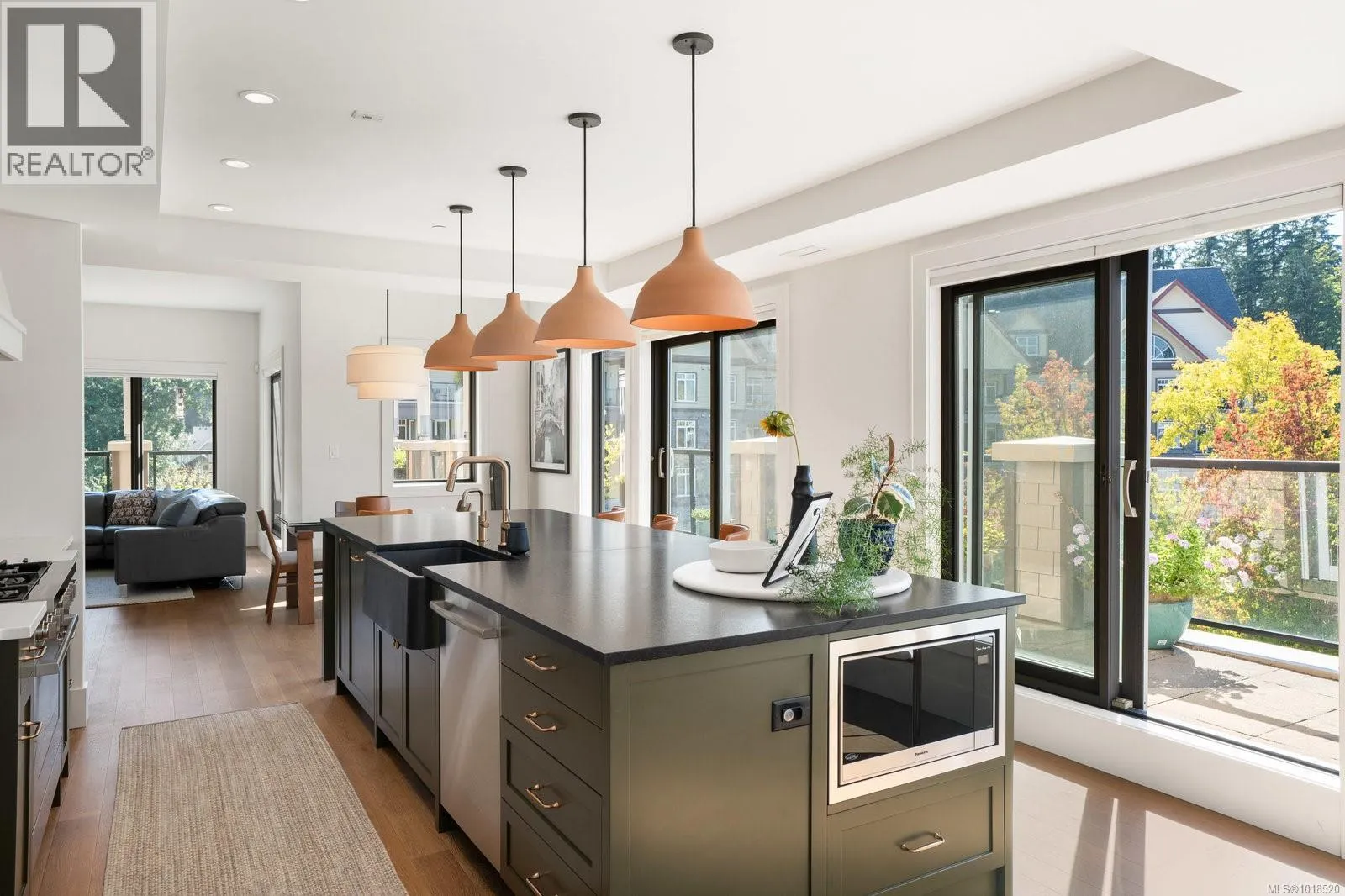 416 1335 Bear Mountain Pkwy