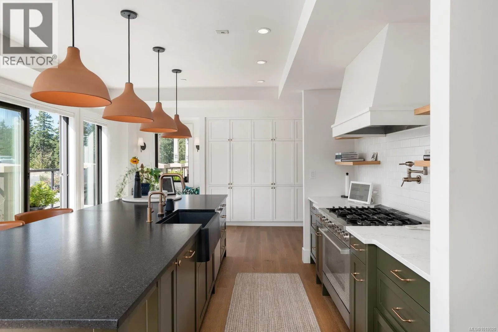 416 1335 Bear Mountain Pkwy