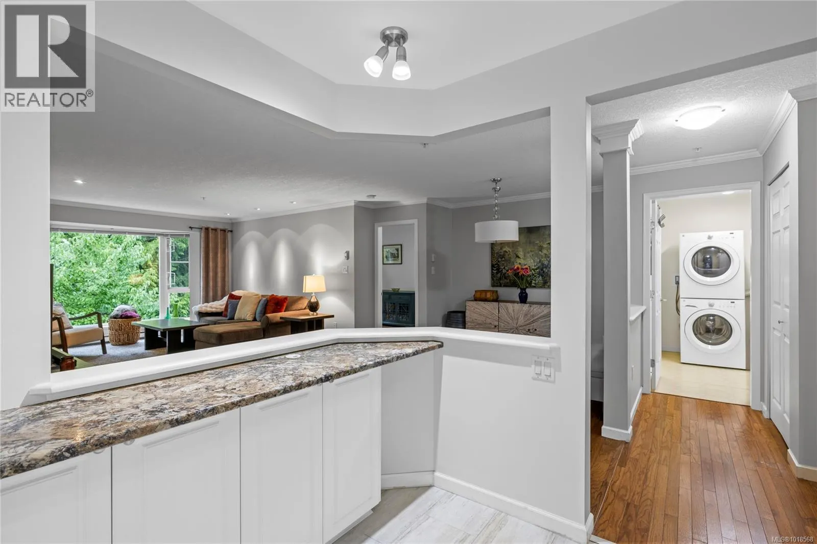 307 5620 Edgewater Lane