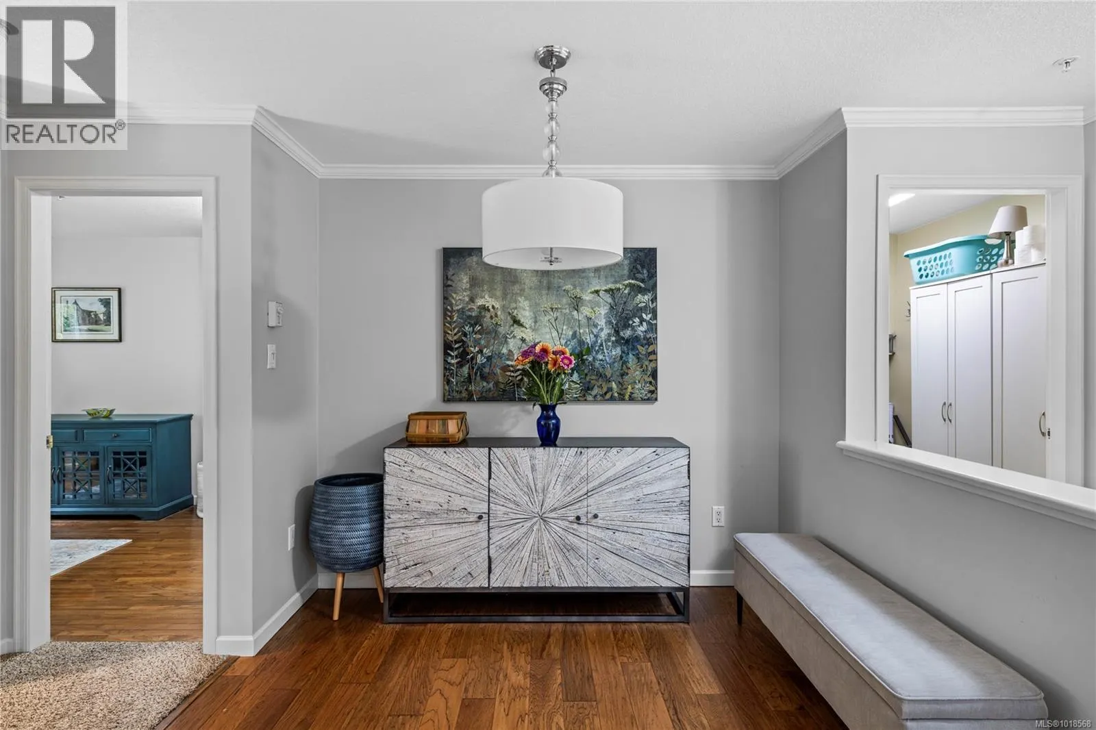 307 5620 Edgewater Lane