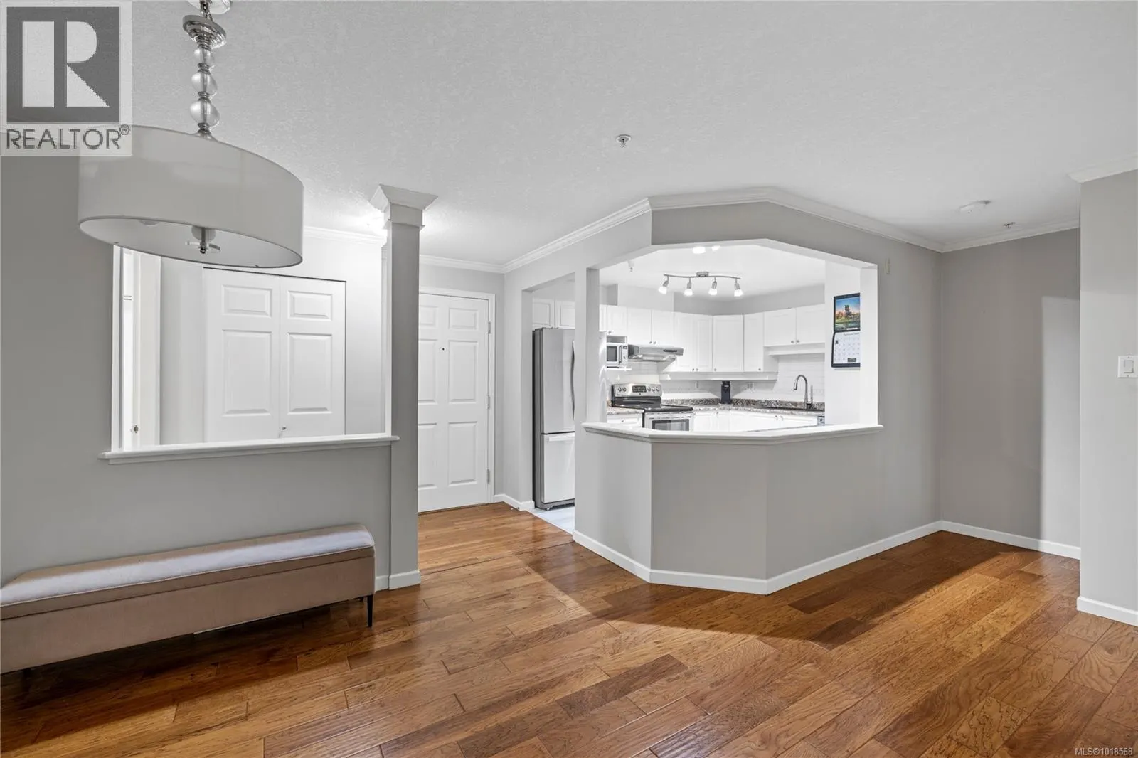 307 5620 Edgewater Lane