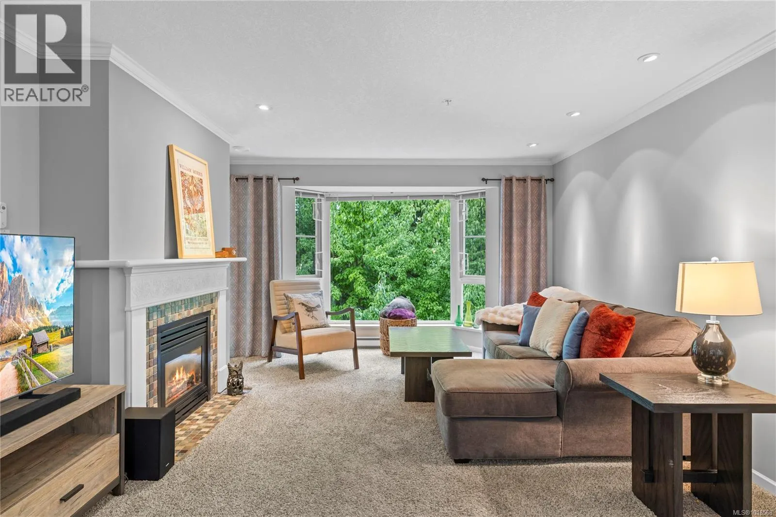 307 5620 Edgewater Lane