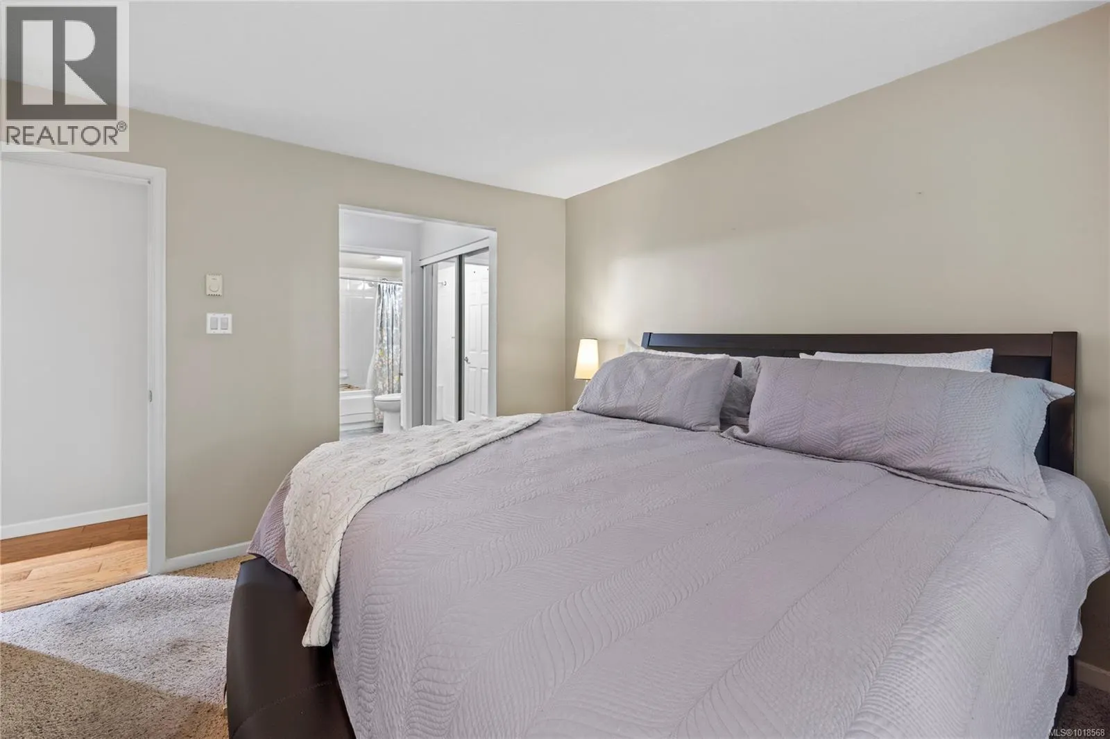 307 5620 Edgewater Lane