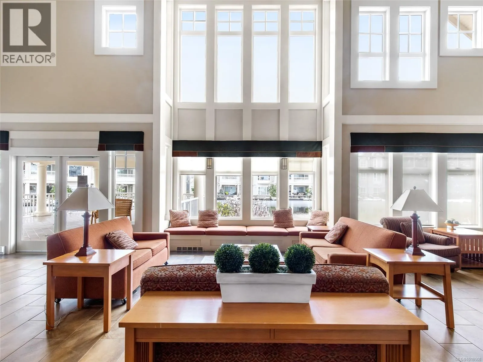 307 5620 Edgewater Lane