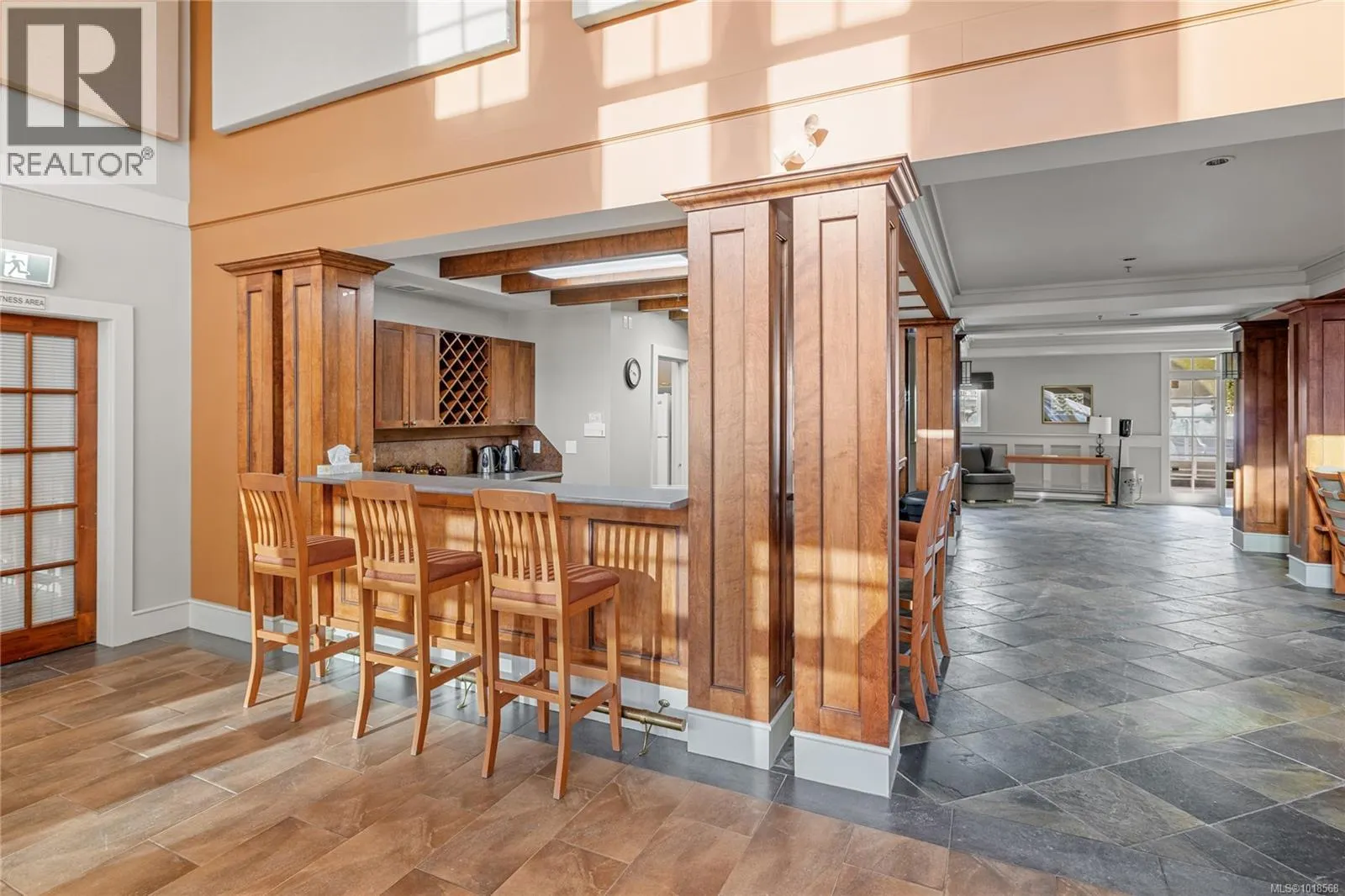 307 5620 Edgewater Lane