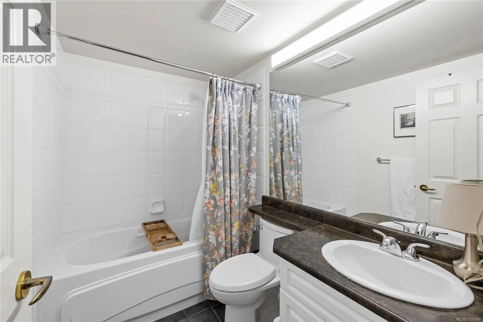 307 5620 Edgewater Lane