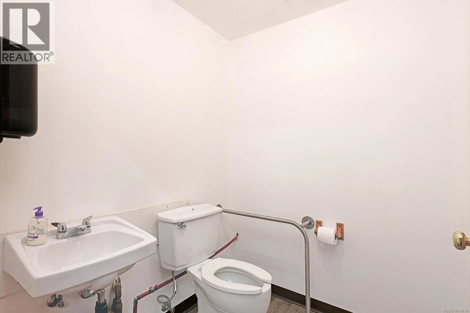 14 2663 Kilpatrick Ave