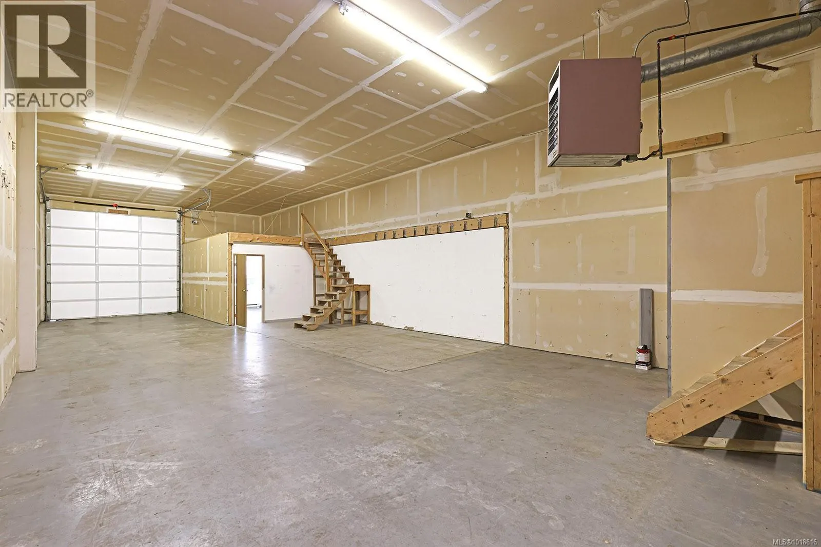 14 2663 Kilpatrick Ave