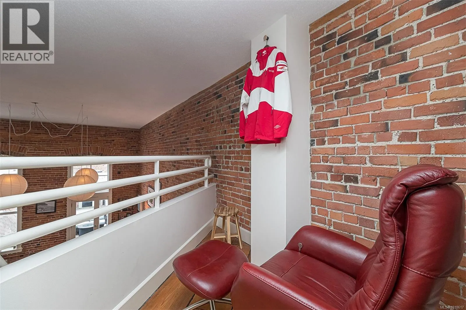 302 1407 Government St