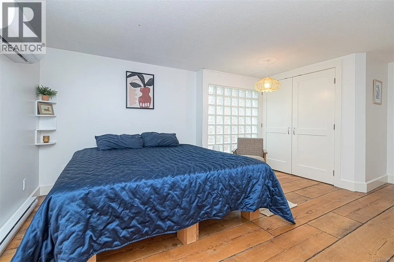 302 1407 Government St