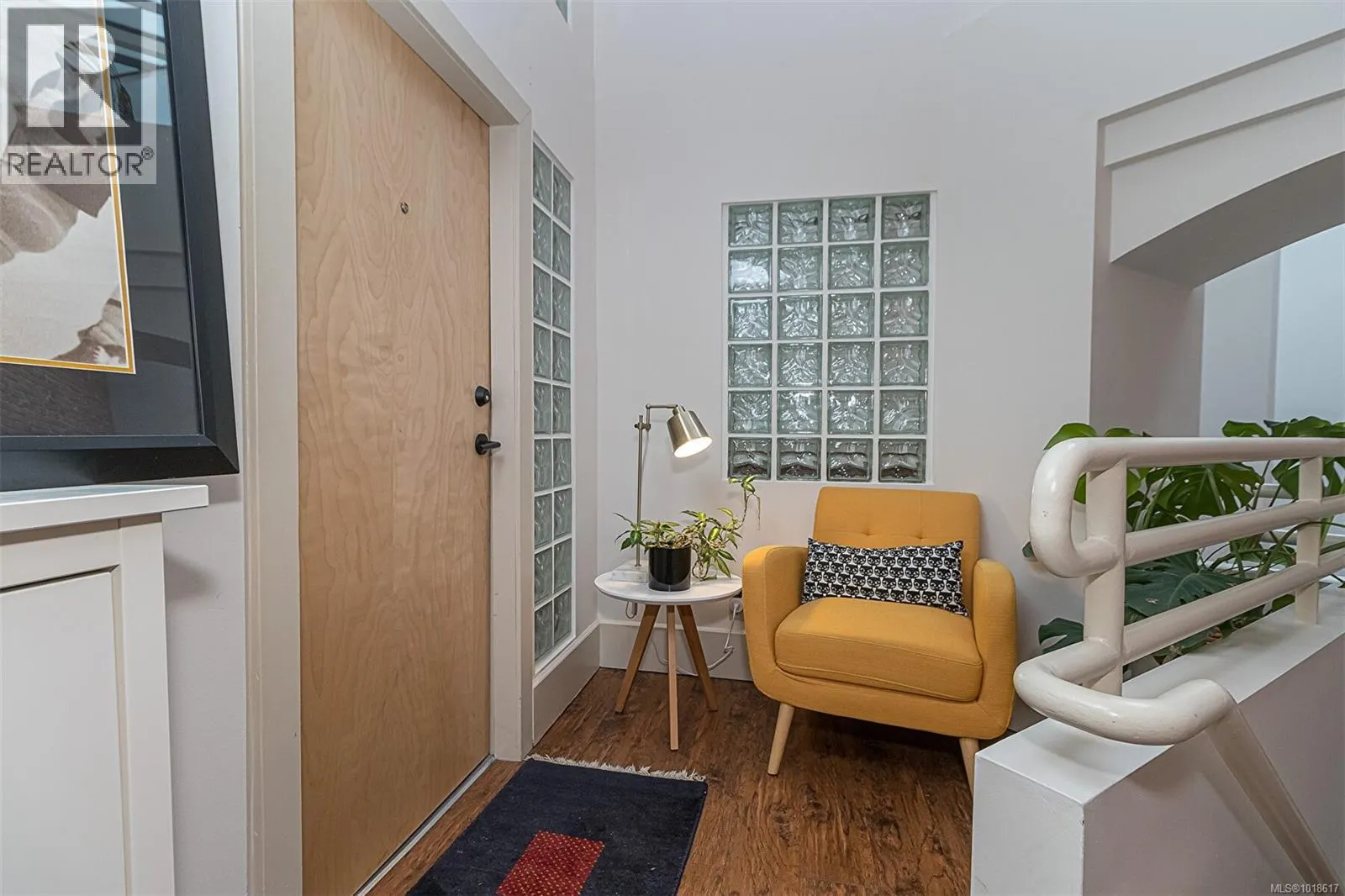 302 1407 Government St