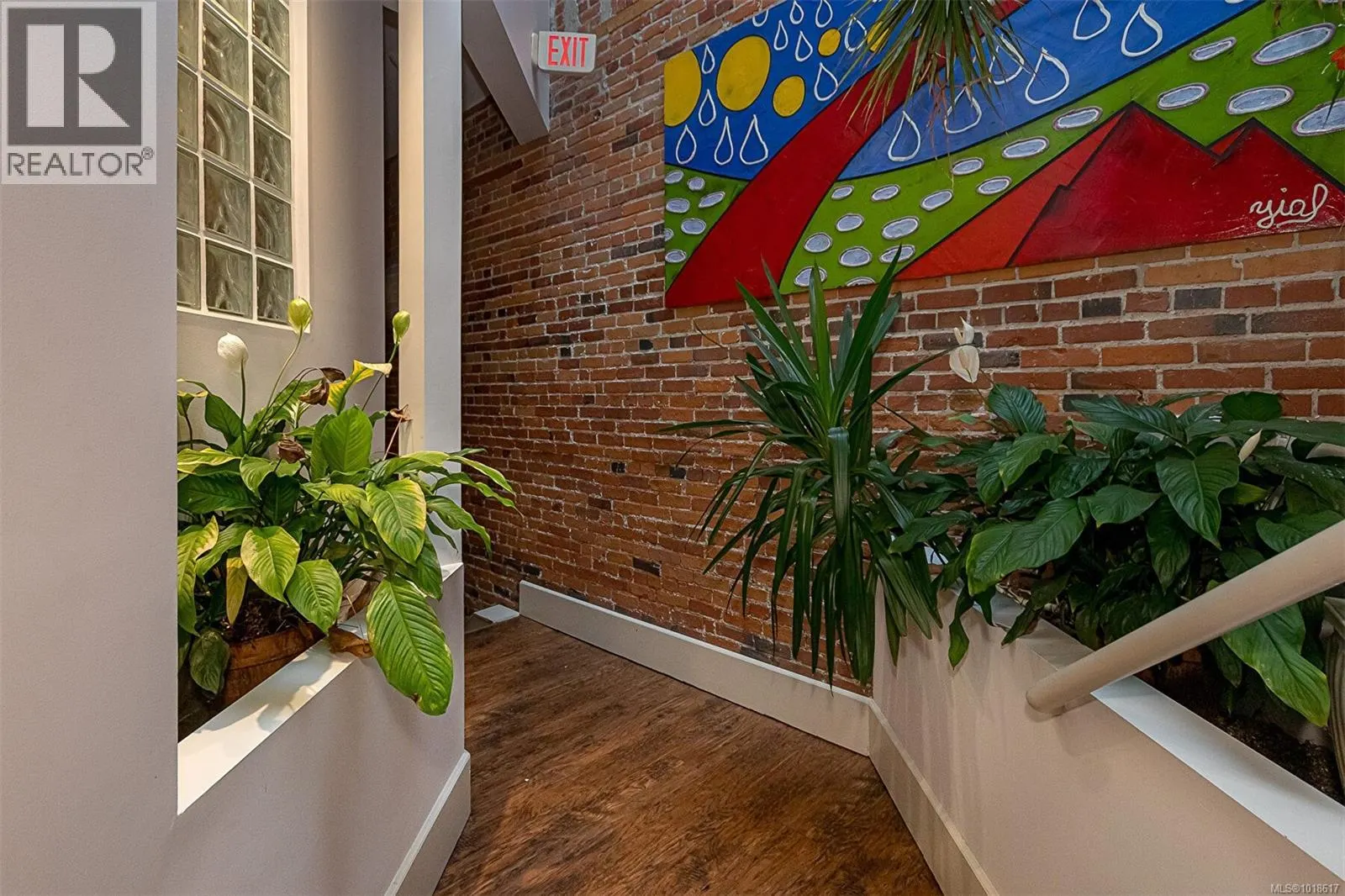 302 1407 Government St