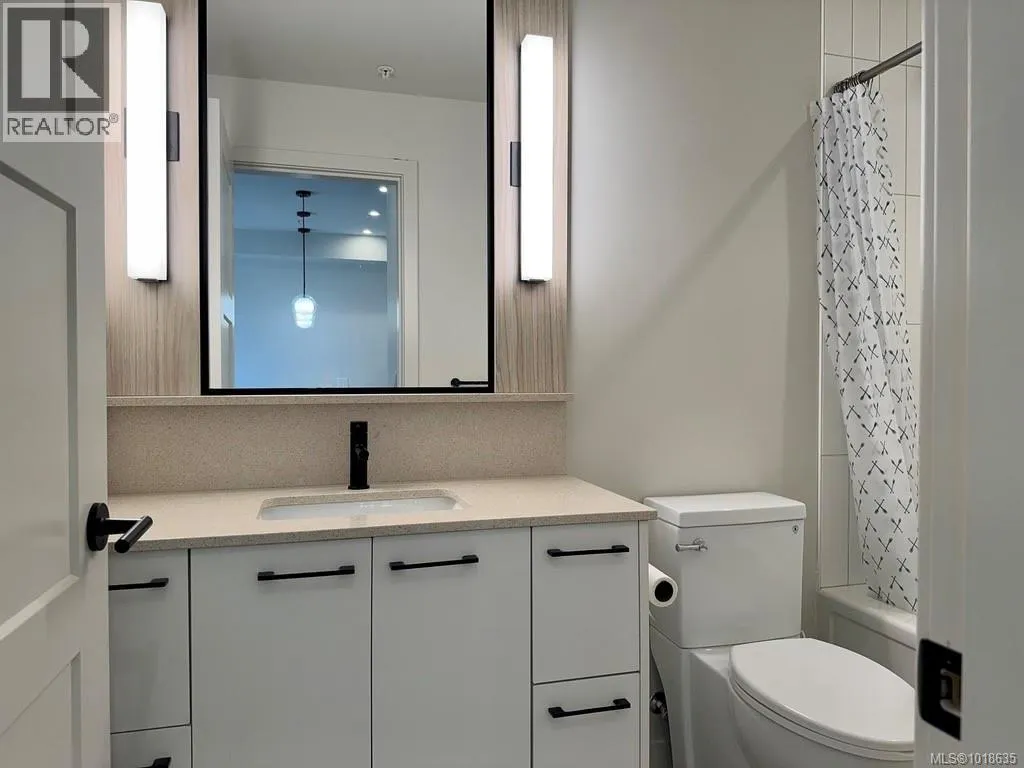 505 947 Whirlaway Cres