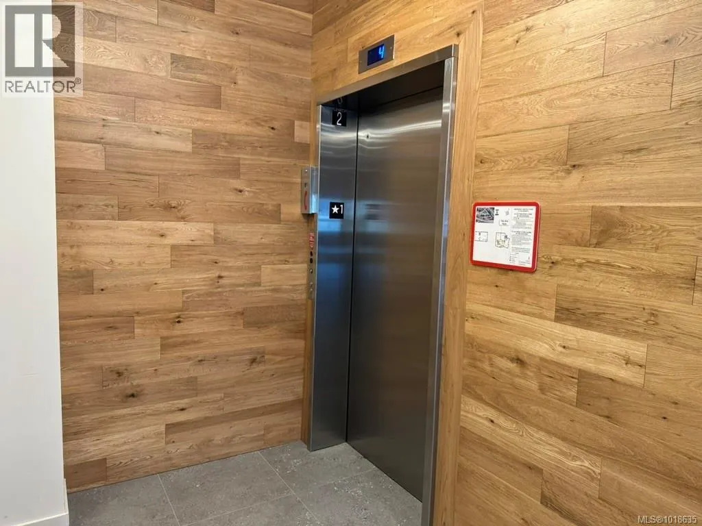 505 947 Whirlaway Cres