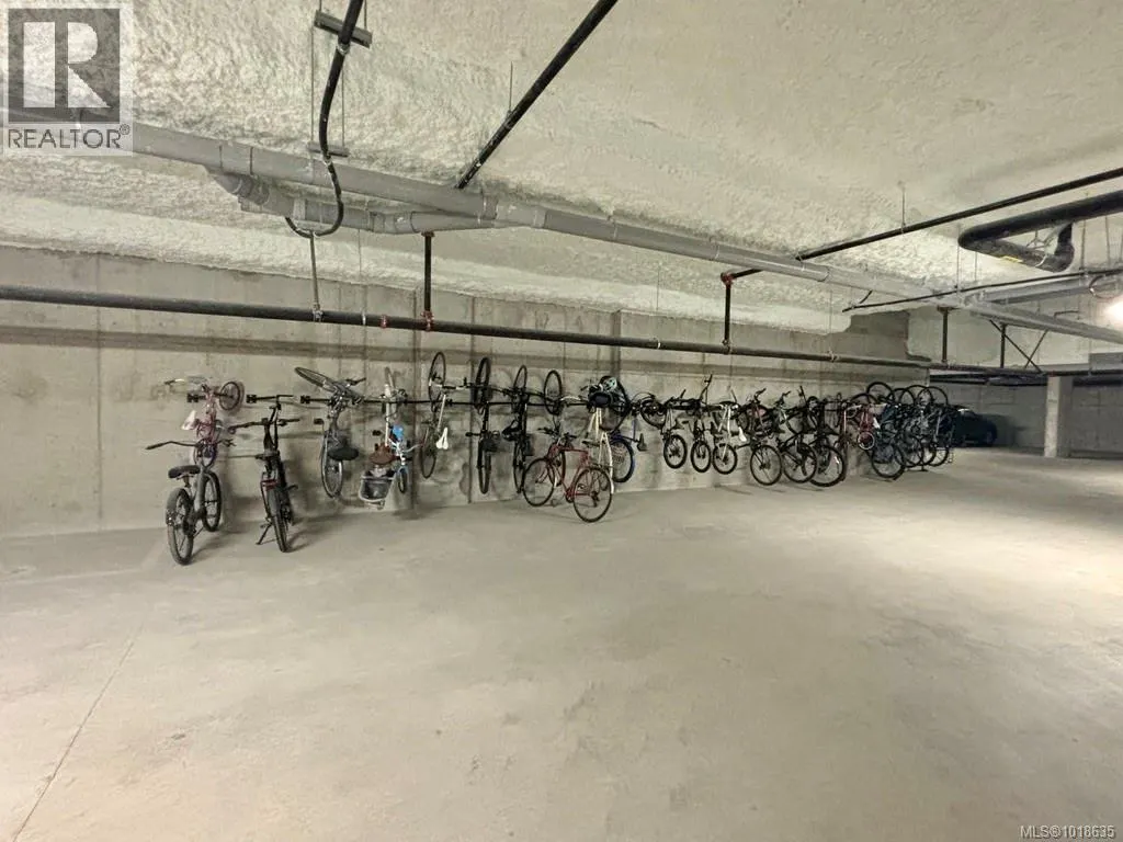 505 947 Whirlaway Cres