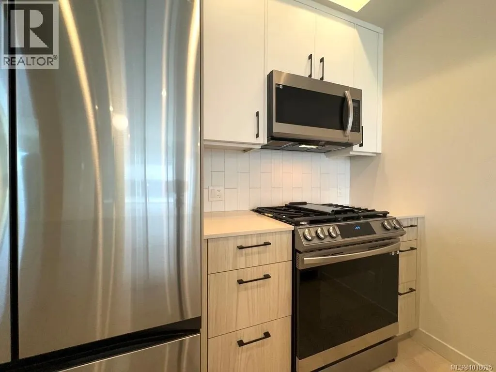 505 947 Whirlaway Cres