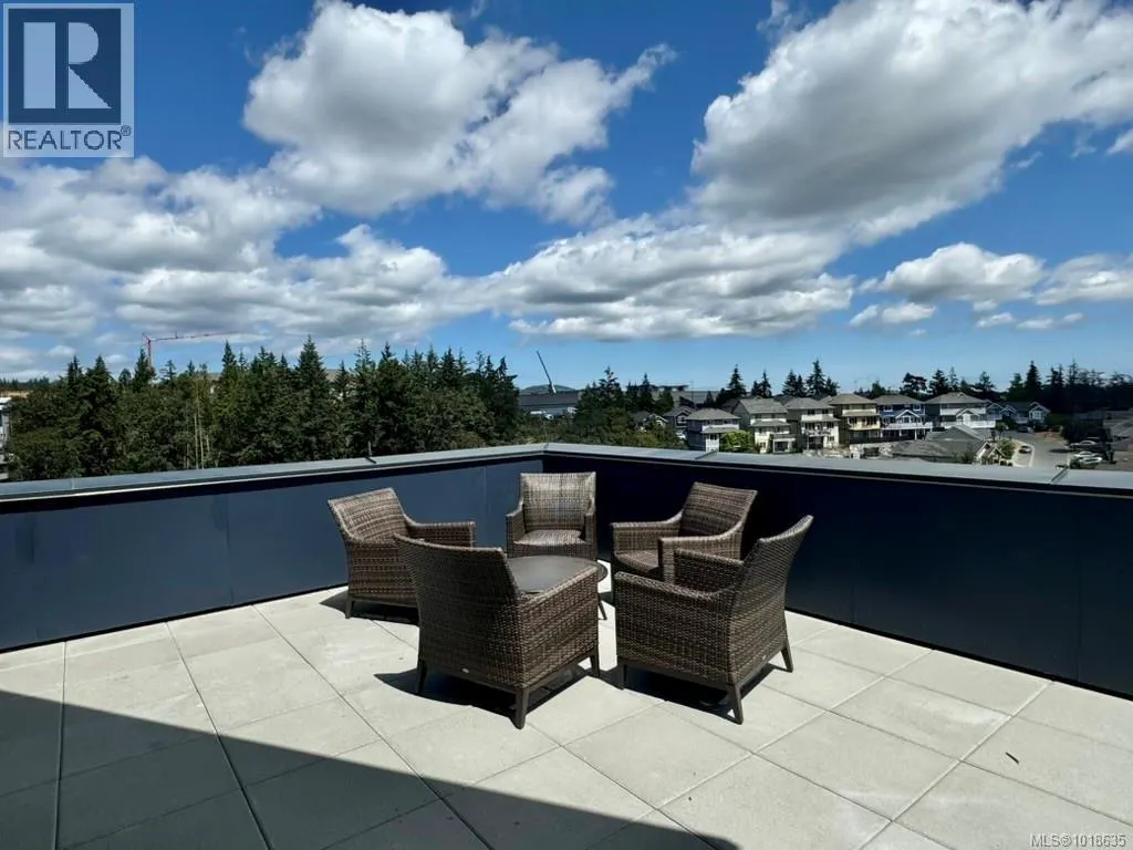 505 947 Whirlaway Cres