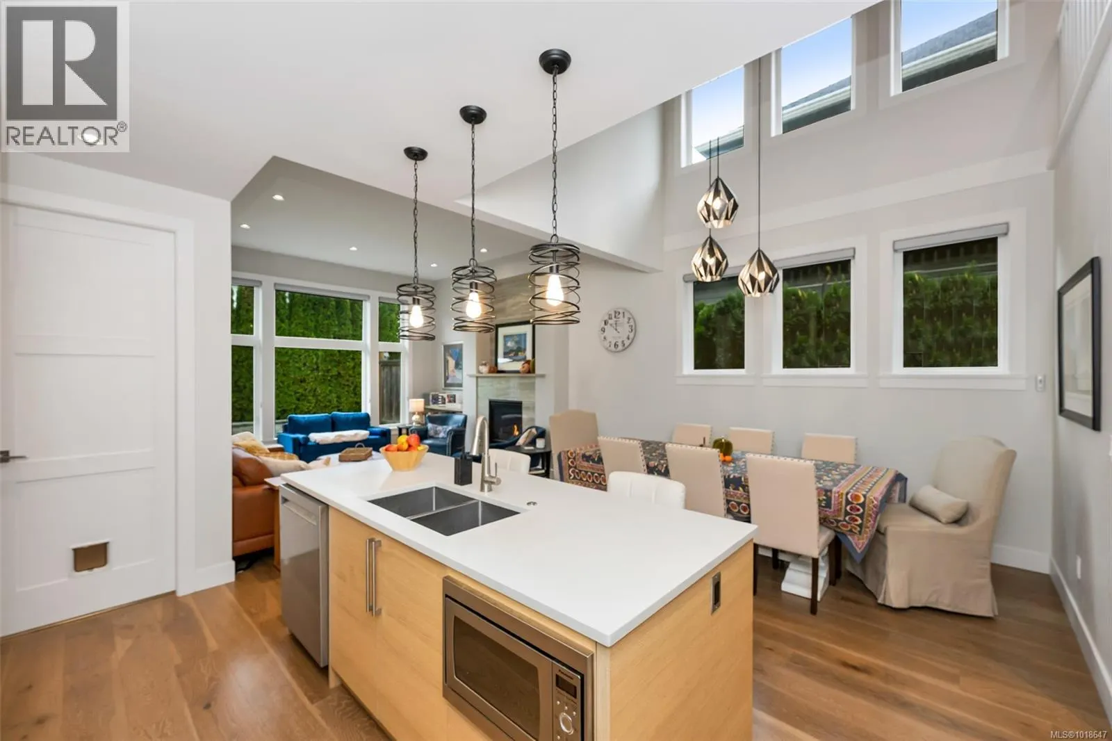 8043 Huckleberry Crt