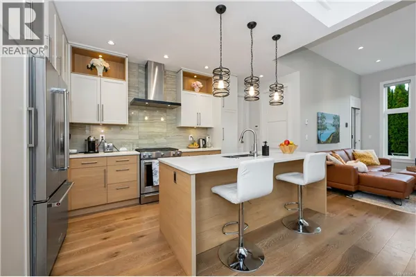 8043 Huckleberry Crt