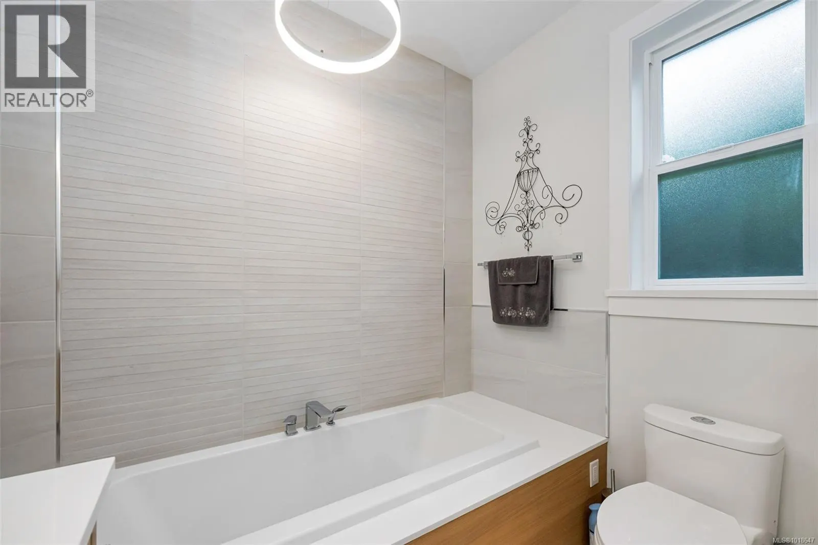 8043 Huckleberry Crt