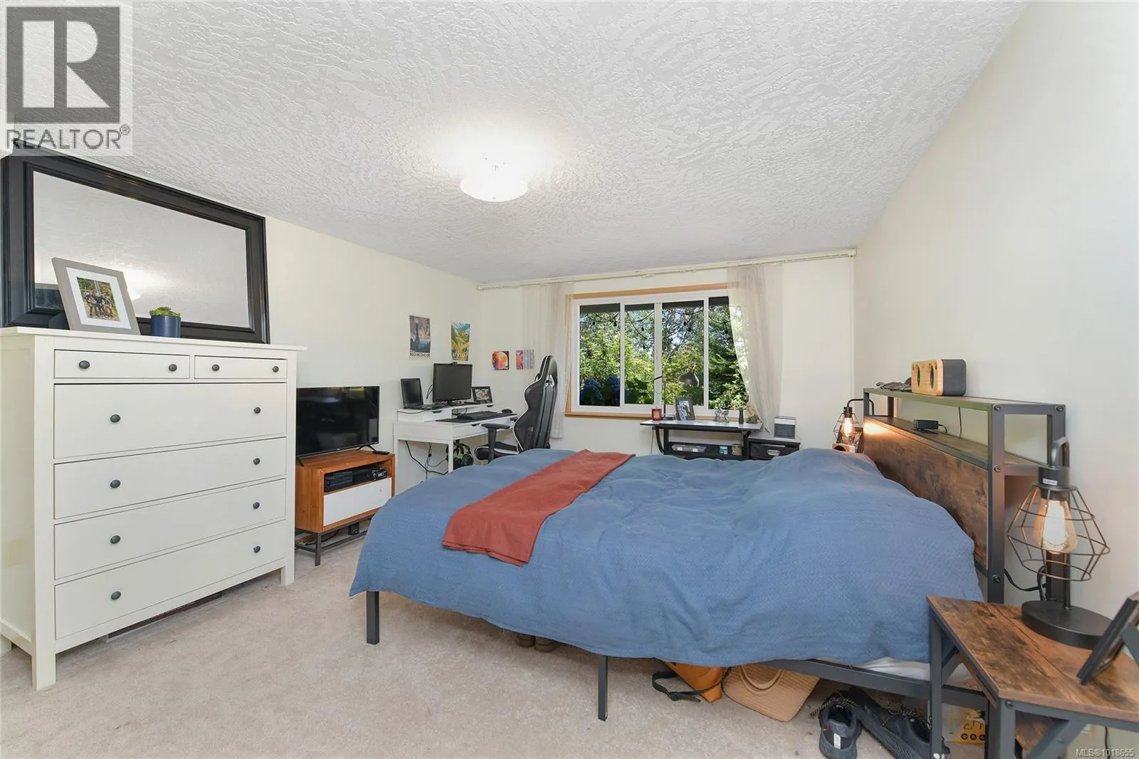 27 4125 INTERURBAN Rd